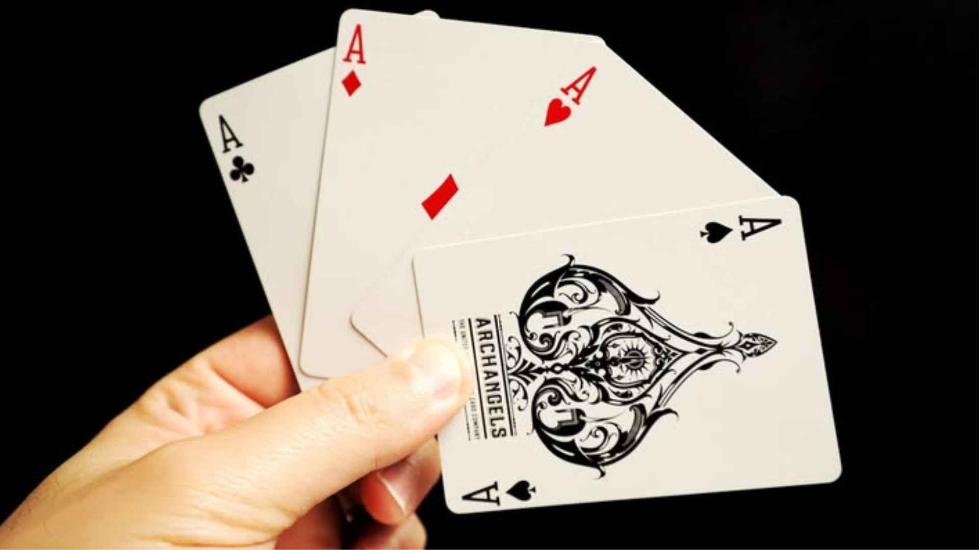 Play Casino Card Game Online Popular Games and Basic Rules